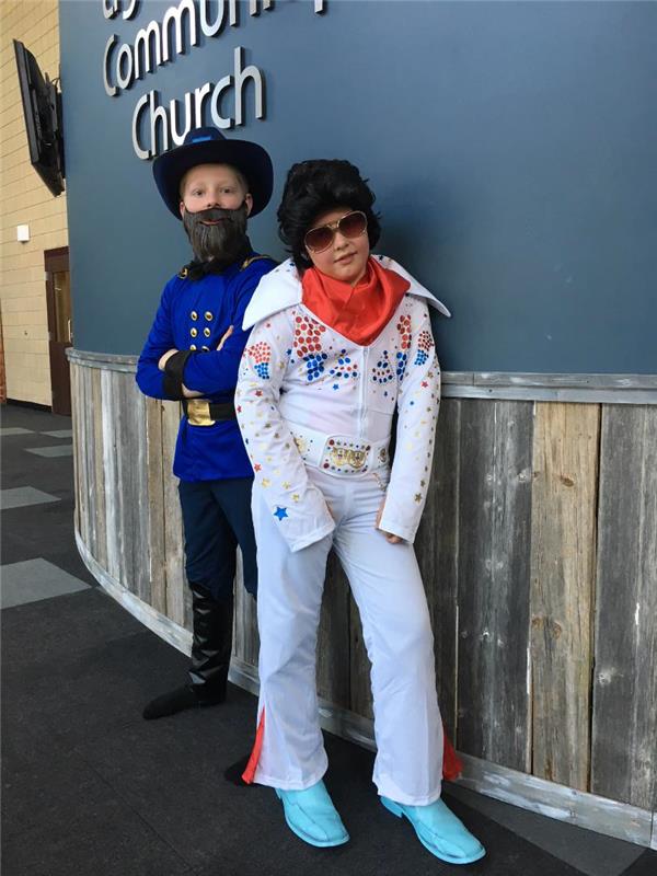 Two students dressed up for the Faces of History project