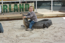 Student at GatorLand on an Orlando homeschool field trip